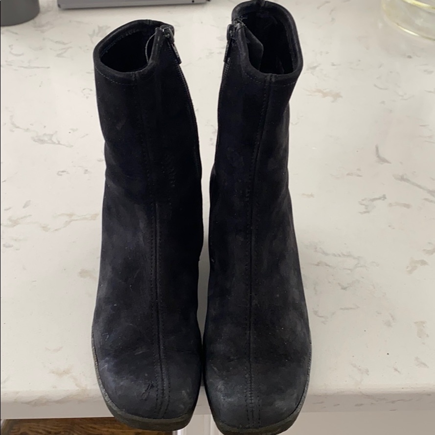 Arche Black Nubuck Suede Boot